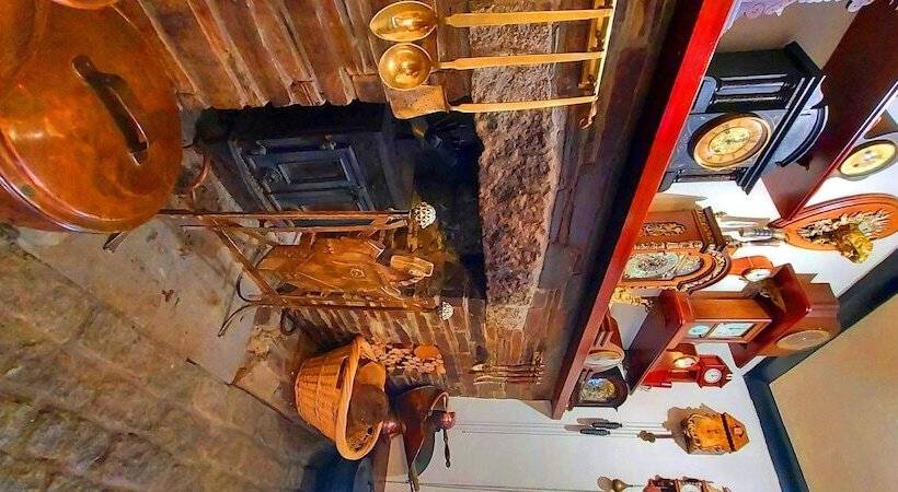 Отель Sportsmans Valley