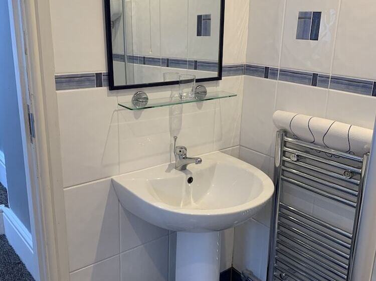 Hotel The Mumbles Carlton