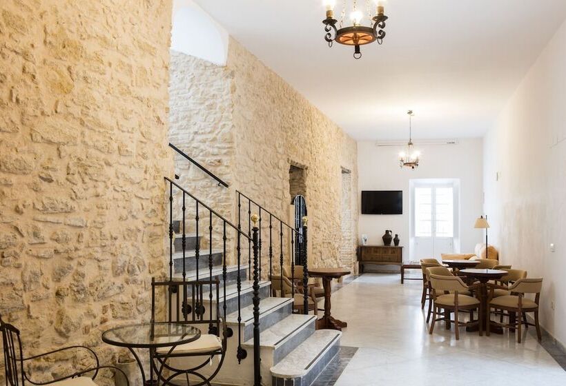 Отель Tugasa Casa Palacio Medina Sidonia