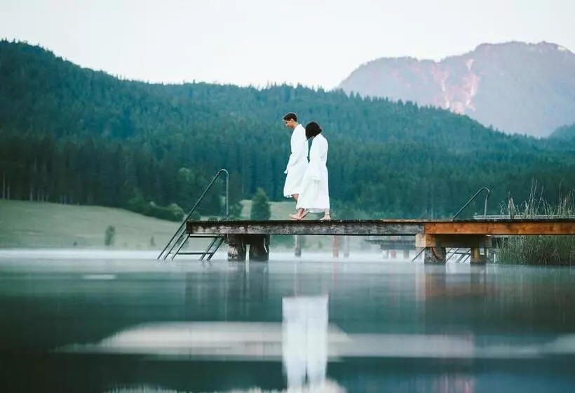 Hotel Zum Weissensee