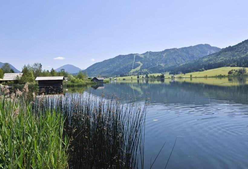 فندق Zum Weissensee