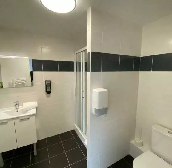 Atoll Hotel Logis Angers, Beaucouzé