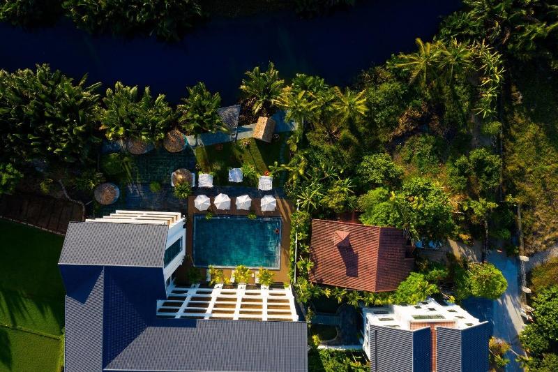 هتل Shining Riverside Hoi An Boutique & Spa