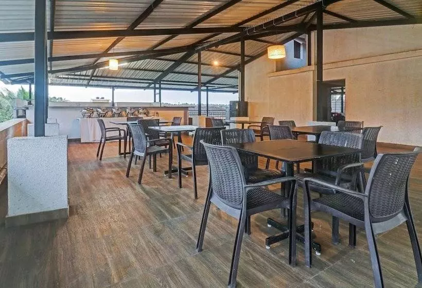 Hôtel Treebo Aquamarine Arpora