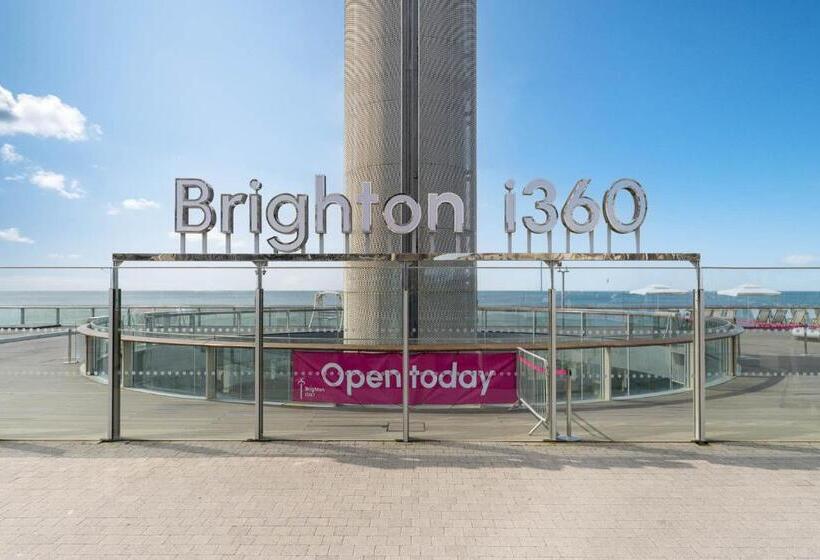 Host & Stay The Brighton Breeze