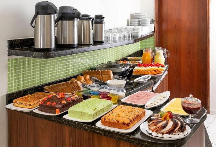 Araucaria Hotel Business   Maringá