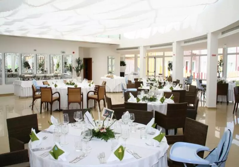 Cristal Praia Resort & Spa