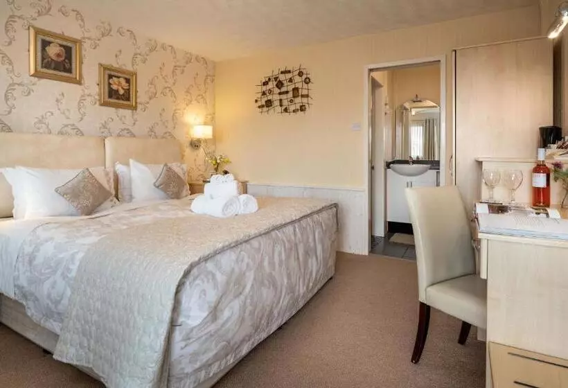 Estuary Lodge Motel B&b