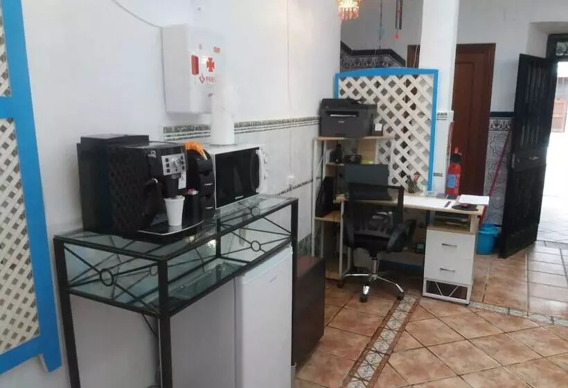 مسافرخانه Pension Cibeles