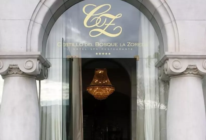 Отель Castillo Del Bosque La Zoreda