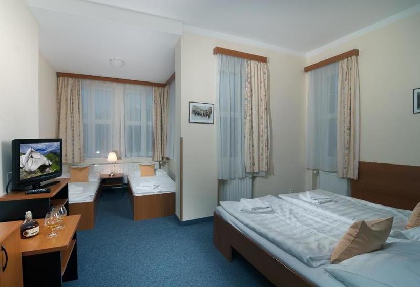 בית מלון כפרי Domovina