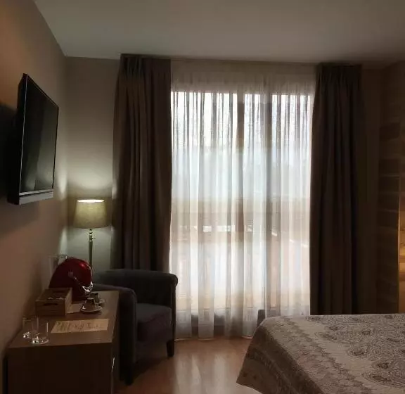 Hotel Alda El Espinar