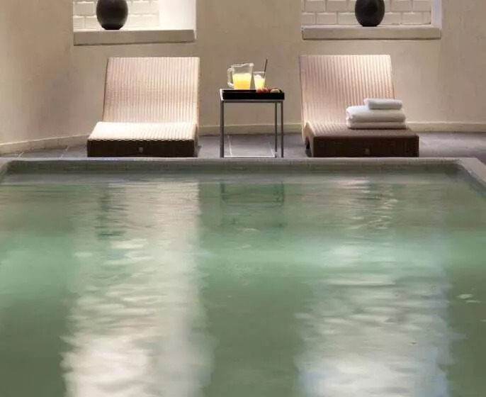 Hotel Esplendor By Wyndham Savoy Rosario