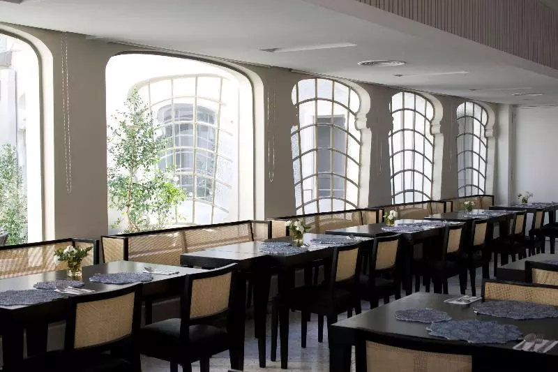 Hotel Esplendor By Wyndham Savoy Rosario