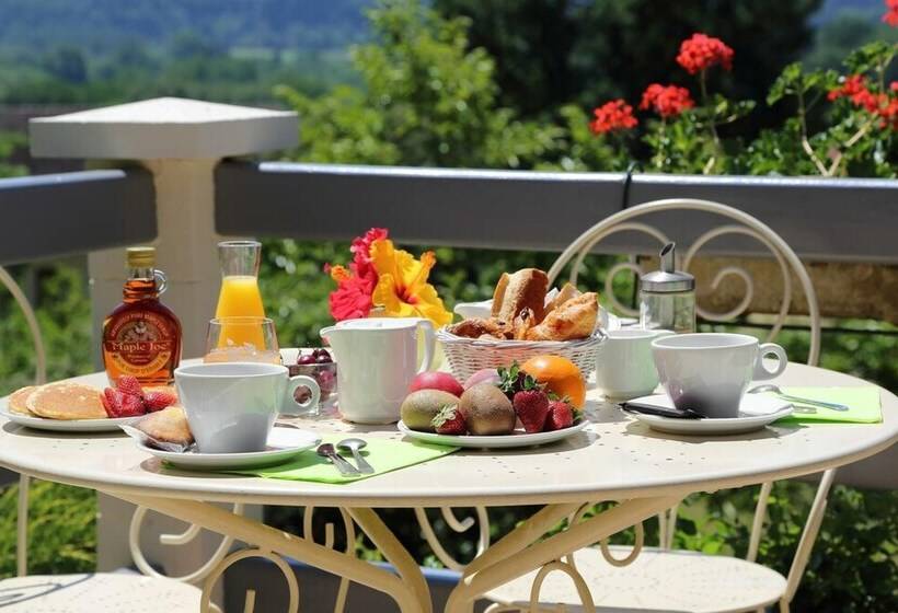 호텔 Hôtel Le Clos Roussillon