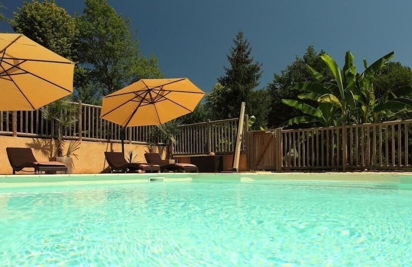 호텔 Hôtel Le Clos Roussillon