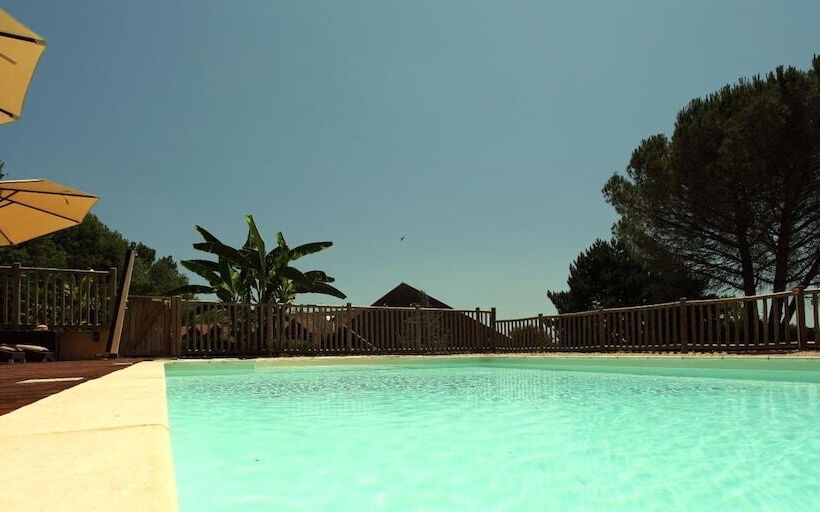 호텔 Hôtel Le Clos Roussillon