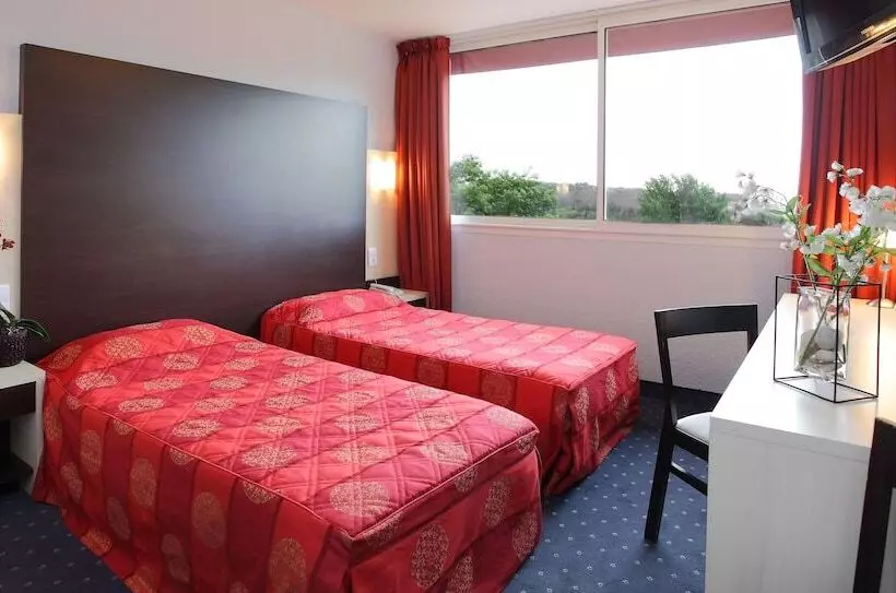 ホテル Hôtel Le Clos Roussillon