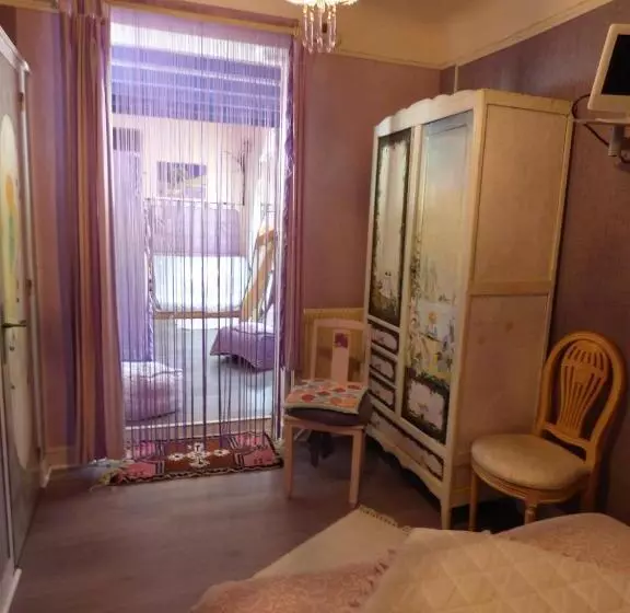 Отель Hôtel Restaurant Le Beau Site