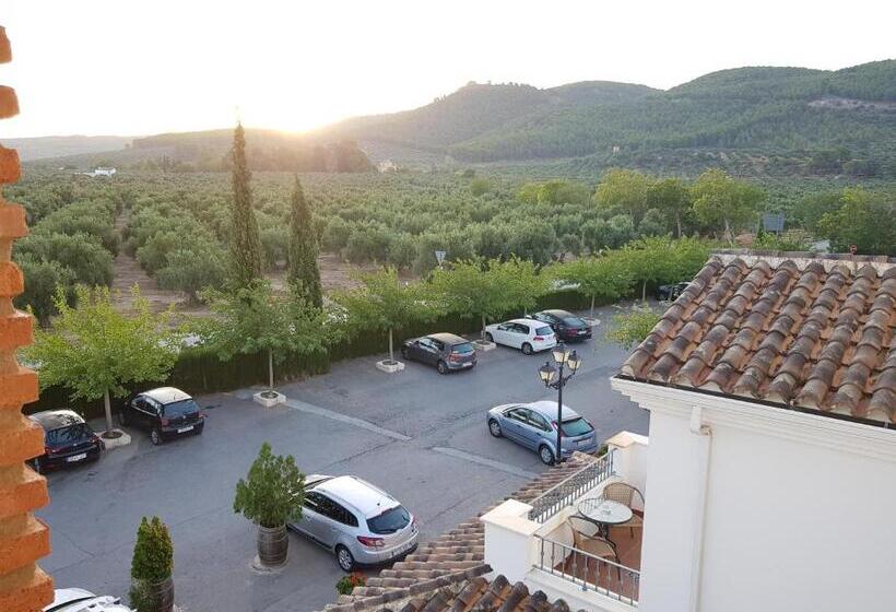 فندق Los Dolmenes