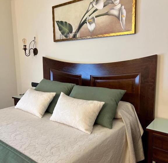 فندق Los Dolmenes