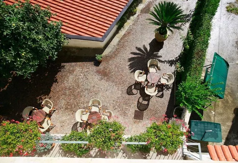 Отель Nido Verde