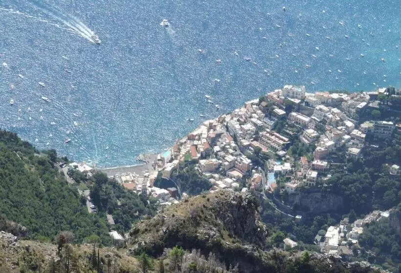 Отель Nido Verde