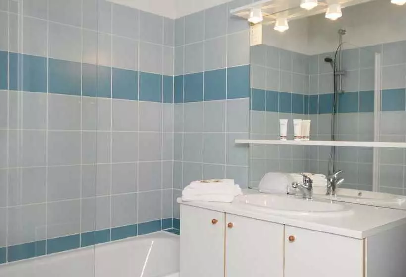 Отель Résidence Odalys Le Hameau Du Lac