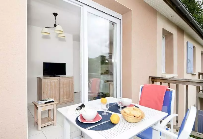 Отель Résidence Odalys Le Hameau Du Lac