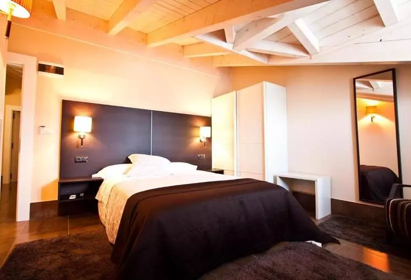 교외 호텔 Restaurante Puente Romano