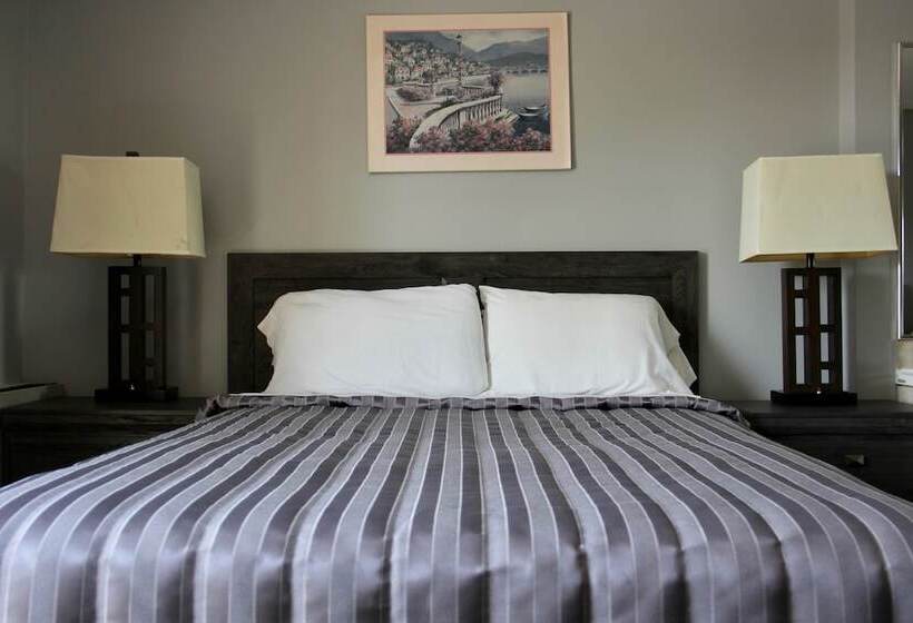 בית מלון כפרי Victoria Motor Inn