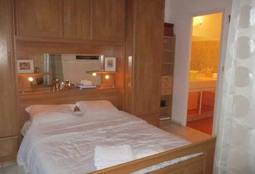 Cannes Mimoun Apartments