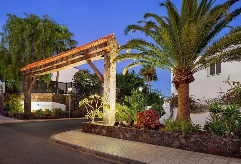 Wyndham Residences Golf Del Sur