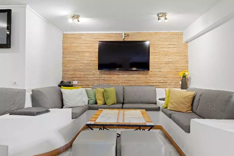 Wyndham Residences Golf Del Sur