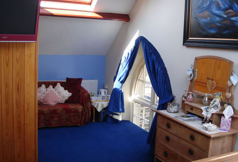 The Old School House