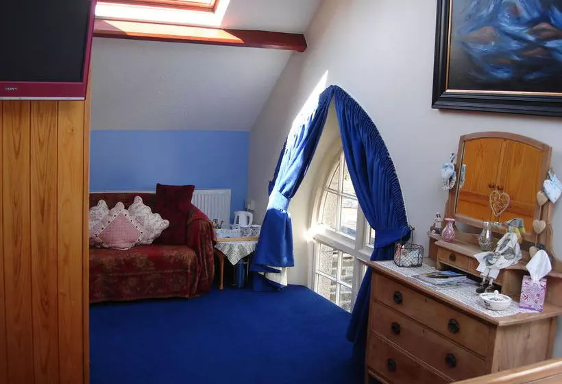 The Old School House