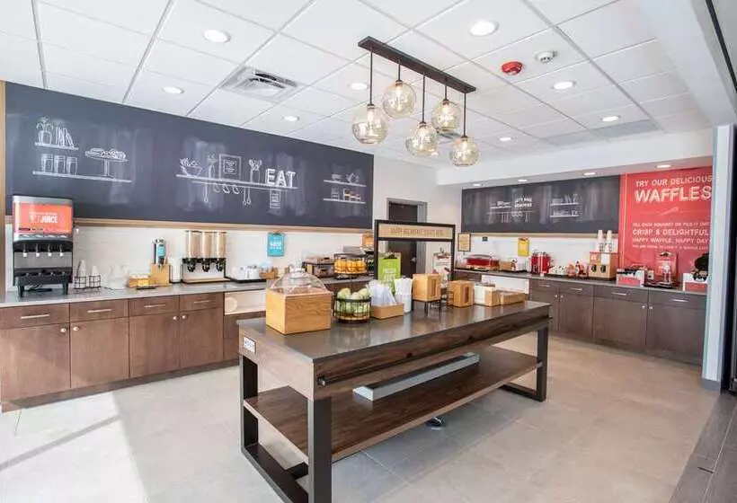هتل Hampton Inn By Hilton Richwood Cincinnati South
