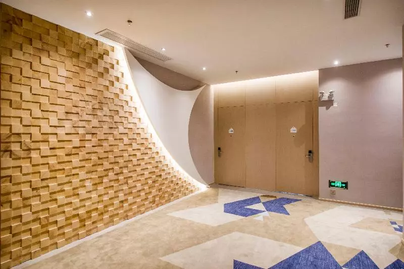 ホテル Holiday Inn Express Shenzhen Nanshan By Ihg