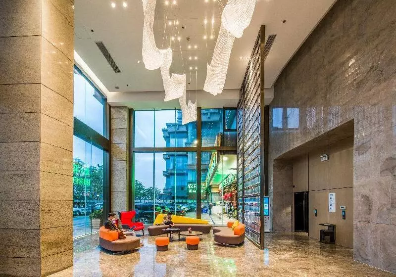 ホテル Holiday Inn Express Shenzhen Nanshan By Ihg
