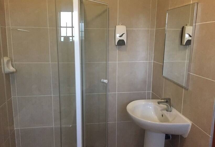 پانسیون Rosey Rest Inn