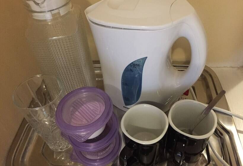 پانسیون Rosey Rest Inn