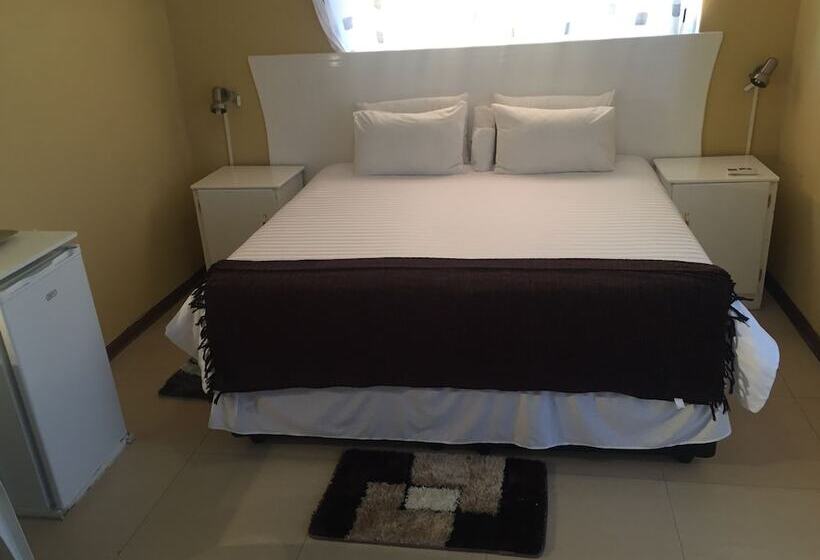 پانسیون Rosey Rest Inn