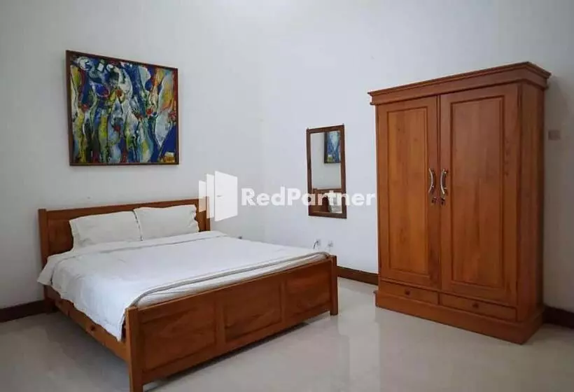 Hotelli Reddoorz At Daffi Araya