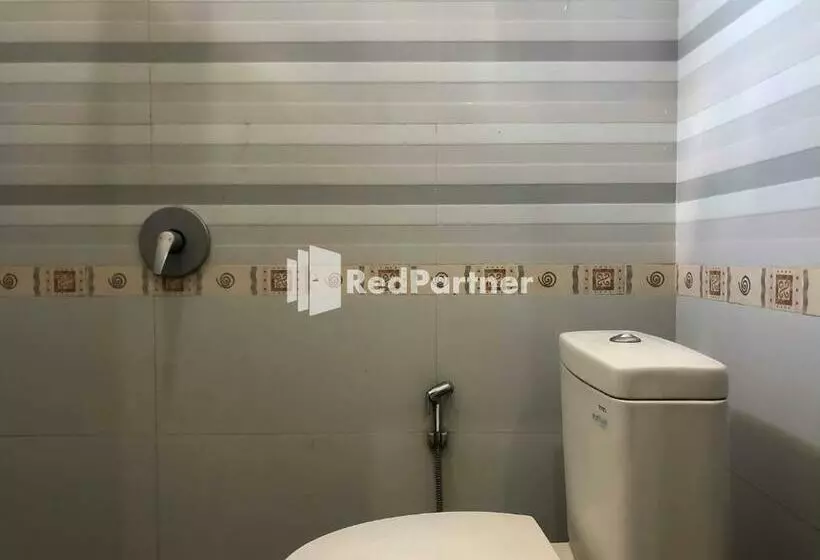 Hotelli Reddoorz At Daffi Araya