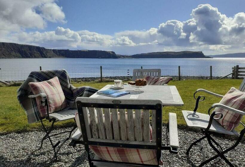 The Beach House, Bed & Breakfast