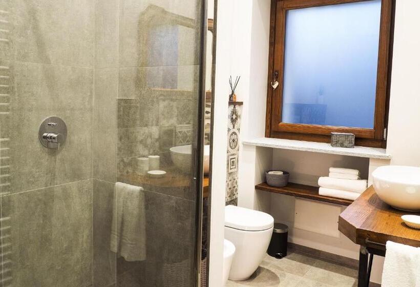 هاستل Locanda Vecchio Cipresso