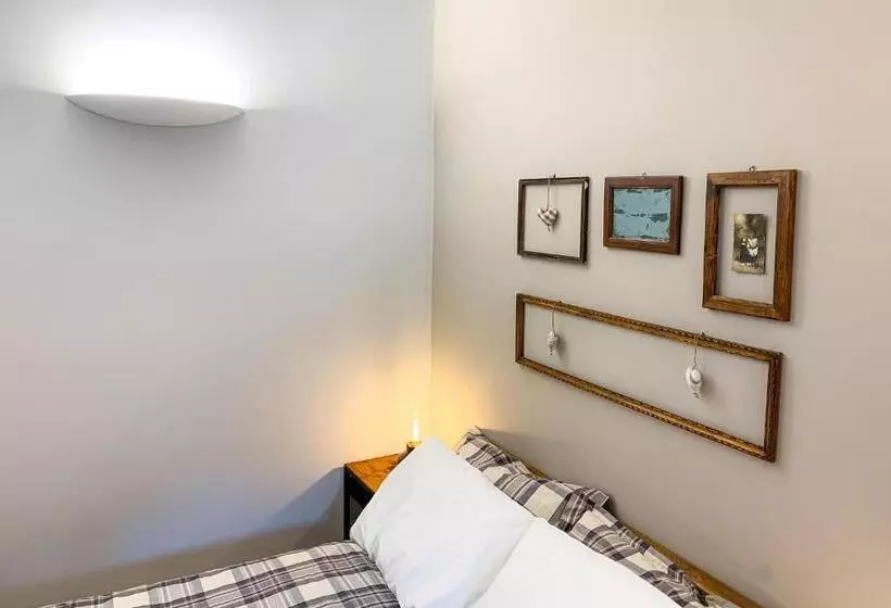 ユースホステル Locanda Vecchio Cipresso