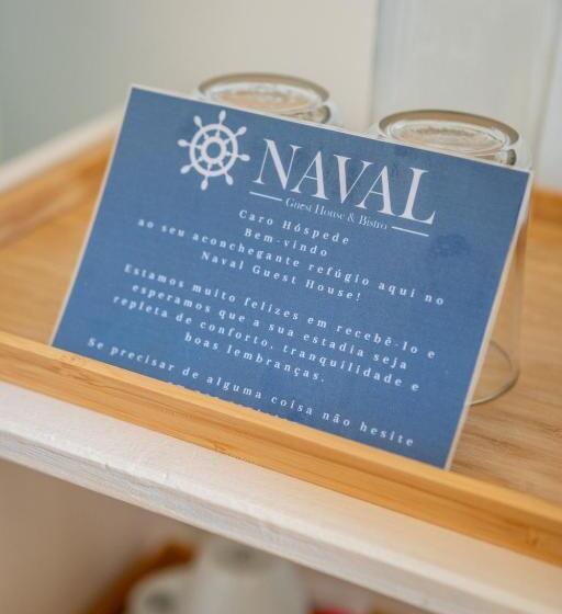 تختخواب و صبحانه Naval Guest House & Bistro