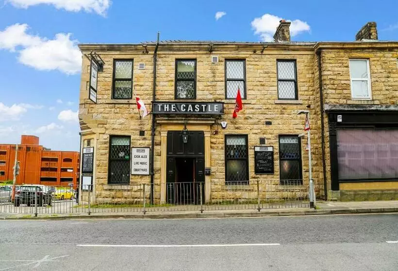 OYO Castle Hotel, Accrington