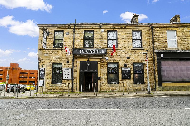 OYO Castle Hotel, Accrington